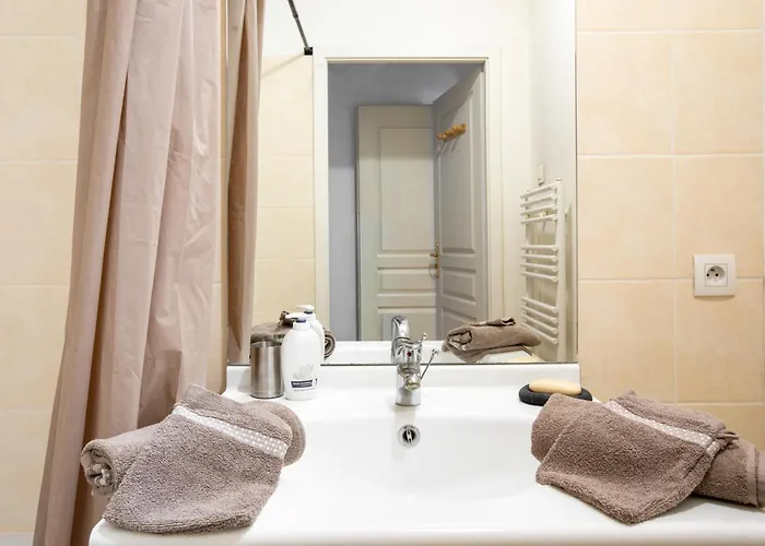 Apartment Le Colmarien Moderne - Parking Gratuit Clos - Centre *